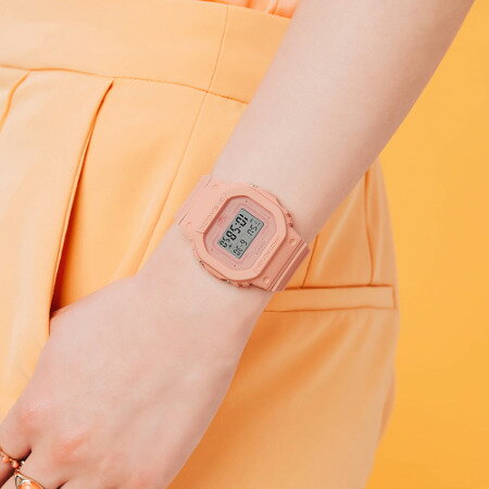 カシオ G-SHOCK DIGITAL WOMEN コンパクトサイズ ワントーンカラー GMD-S5600BA-4JF 国内正規品【楽ギフ_包装】