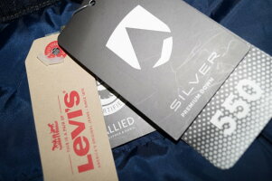 リーバイスLevisダウンジャケットデニム地メンズ550フィルインディゴ28483-0004冬物男性用デニムジャケットフィルジップトラッカージージャンGジャン