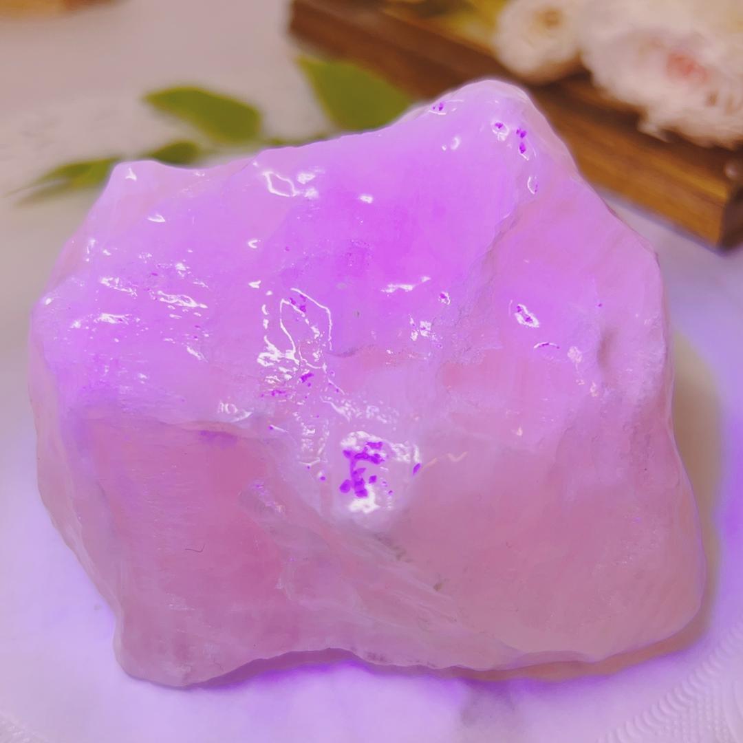 No.【E6625】蛍光鉱物＊ピンクカルサイト＊原石＊pink calcite