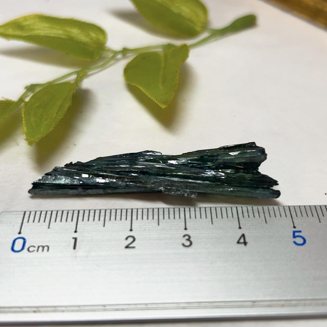 No.【E6686】藍鉄鉱 Vivianite ビビアナイト ヴィヴィアナイト 天然石 原石 鉱物 パワーストーン