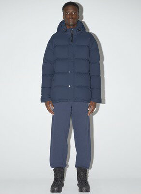 Aritzia アリツィア Super World The Super Puff Admiral