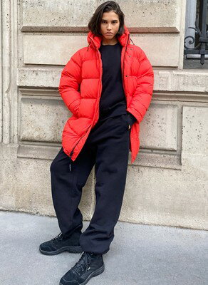 Aritzia アリツィア Super World The Super Puff Mid Catalina