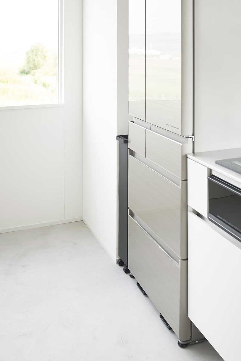 スリムワゴン 山崎実業 正規品 tower タワー キャスター付きスリムワゴン 3段 隙間に収まり見た目もスッキリ 隙間収納 隙間家具 15cm以下 キッチンワゴン 1805 ブラック