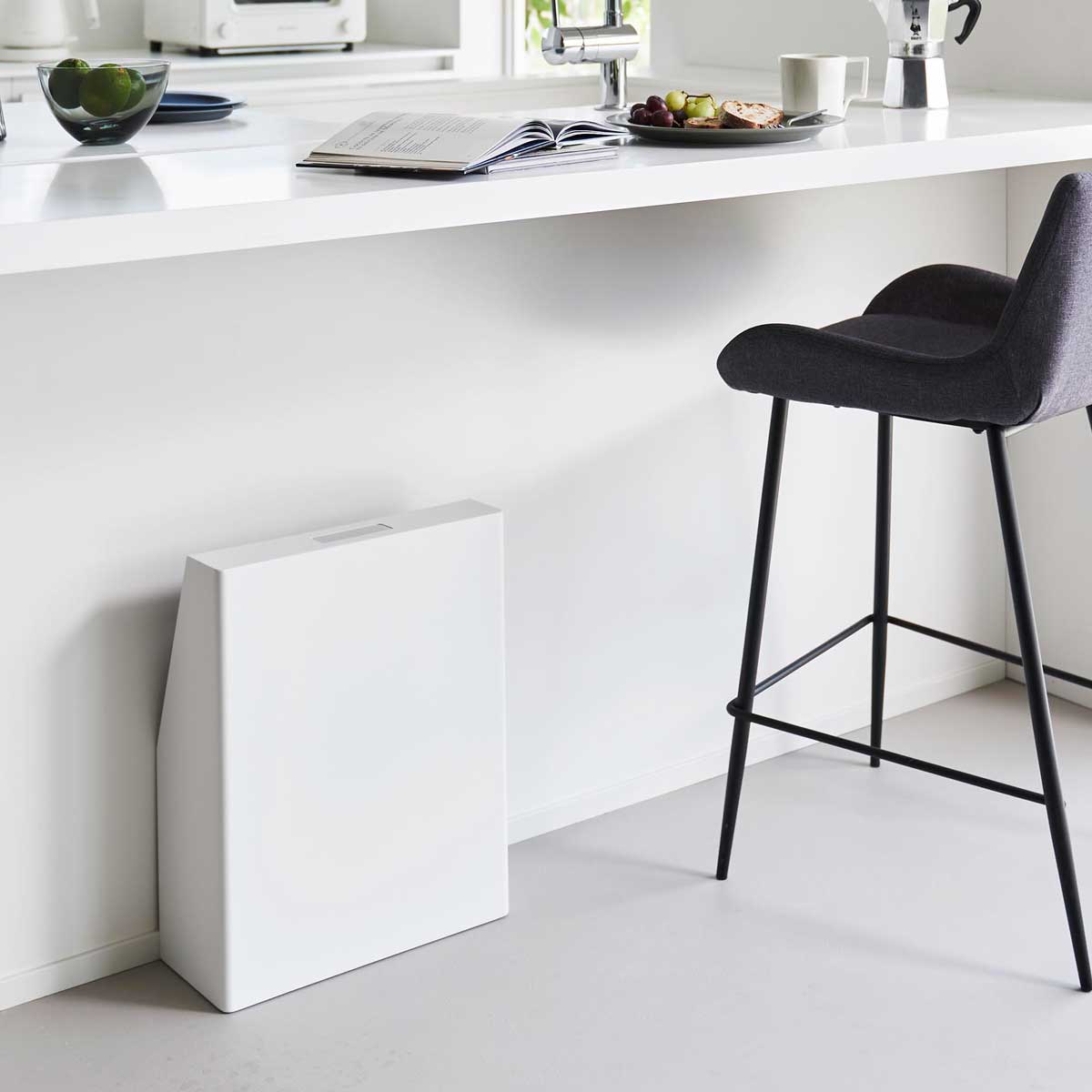 お酒ラック 山崎実業 正規品 tower タワー 目隠しお酒スタンド 目隠しで見た目スッキリと収納 日本酒 ..