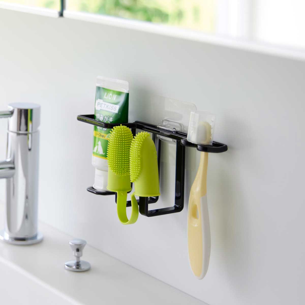 ペット用品 山崎実業 正規品 tower タワー フィルムフックペット用歯磨きセットホルダー 毎日のペット歯磨きを便利に イヌ ネコ 犬用グッズ 猫用グッズ 5309 ブラック