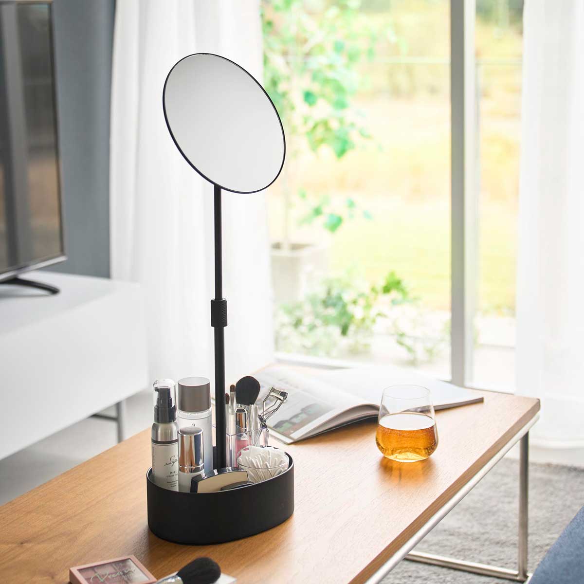 化粧鏡 山崎実業 正規品 tower タワー 高さと角度が調節できる収納付きスタンドミラー 直径19cmの大き..