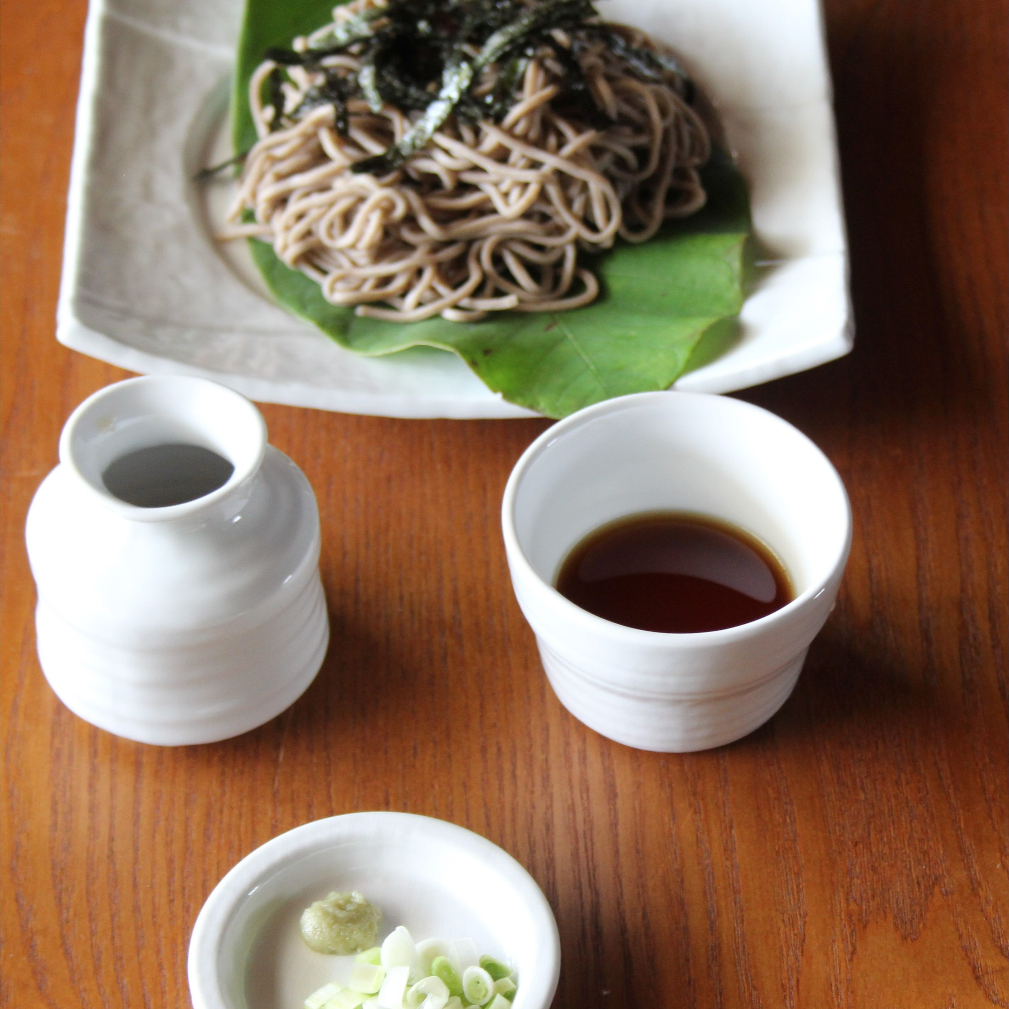 和食器 猪口 美濃焼 カフェ 渓山 有田焼 小鉢 おしゃれ 和食器 染付 デザートカップ 波佐見焼 大人 おとな こばち かわいい シンプル 窯元 陶器 陶磁器 プレゼント カップ 日本製 渋い 和食 蕎麦 つけ麺 うどん 【そばちょく】08001