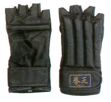 【期間限定★エントリーで全品ポイント5倍】格闘技用品 ナックル型フィンガーグローブ 黒/赤 武道園