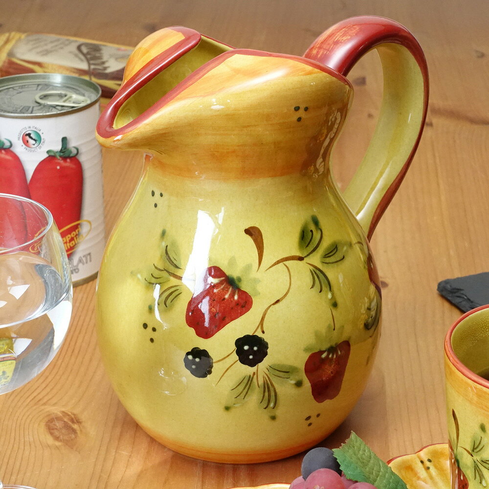 ポルトガル製 陶器 ストロベリー柄 水差し ジャグ 20cm 手描き 可愛い いちご 食器 イエロー 南欧雑貨 洋食器 テーブルウェア 皿 europe_plu...