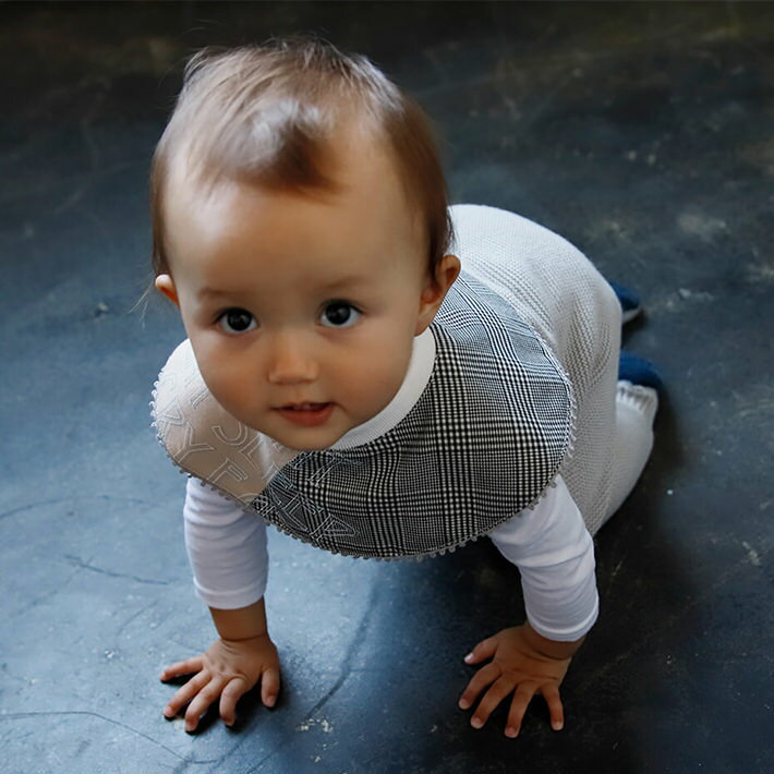 マールマール スタイ MARLMARL よだれかけ grid グリッド ベビー 赤ちゃん ビブ 新生児 前掛け プレゼント 贈り物 GIFT 出産祝い 女の子 ブランド オシャレ かわいい フリンジ チェック タッセル【ラッピング無料】