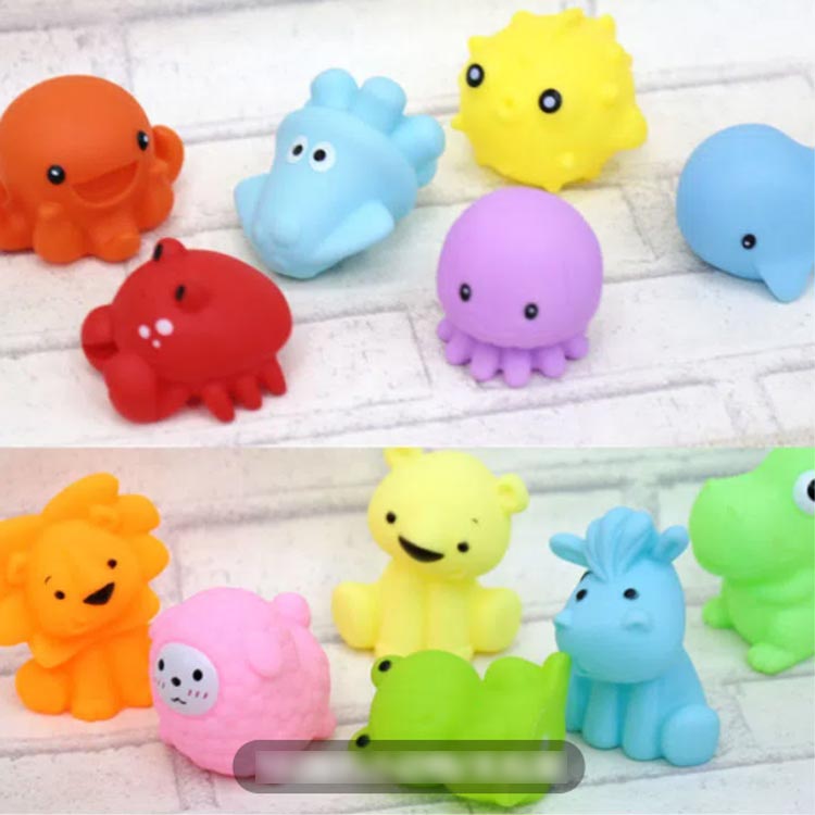 8個セット 赤ちゃん 音が出るボール ソフトボール おもちゃ 柔らかい ボール 新生児 早期開発 お風呂遊び 知育玩具 ベビー アニマル 誕生日プレゼント 入園 出産祝い ギフト ベビー向けおもちゃ 持ち運びに便利 メッシュバック付き 3