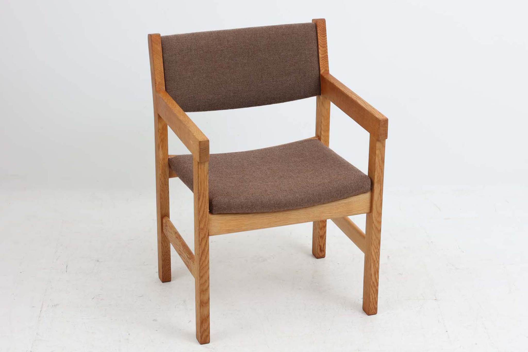 北欧家具ビンテージ アームチェア オーク材 Hans J.Wegner(ハンス・J・ウェグナー) GETAMA/ゲタマ【デンマーク製 アンティーク ダイニングチェア パソコンデスクチェア おしゃれ インテリア おすすめ】 [2]