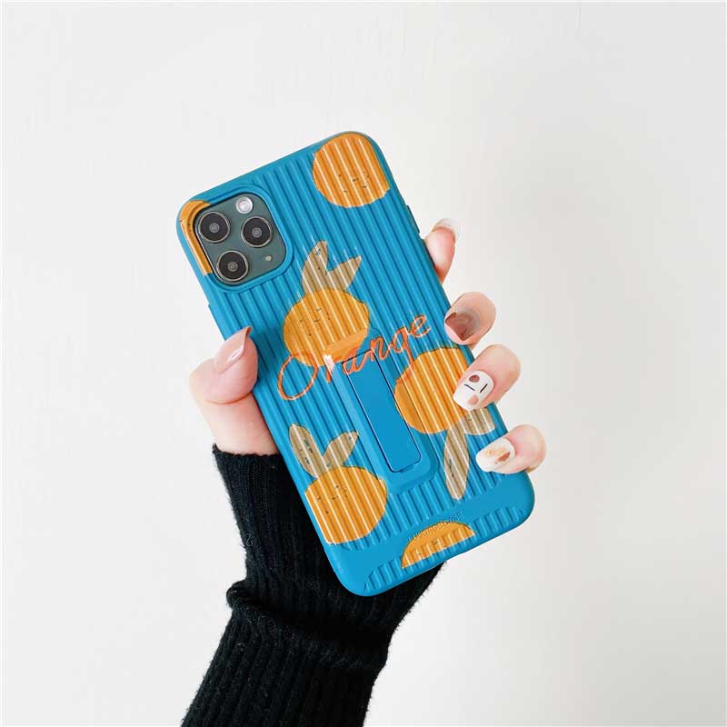 【メール便送料無料】フレッシュなフルーツをスマホケースに♪ストロベリー？オレンジ？選べるスマホケース〜スタンド付〜 iPhone7 iPhone8 iPhone7Plus iPhone8Plus iPhoneX Xs iPhoneXR iPhoneXSMax iPhone11 11Pro 11ProMax iPhoneSE