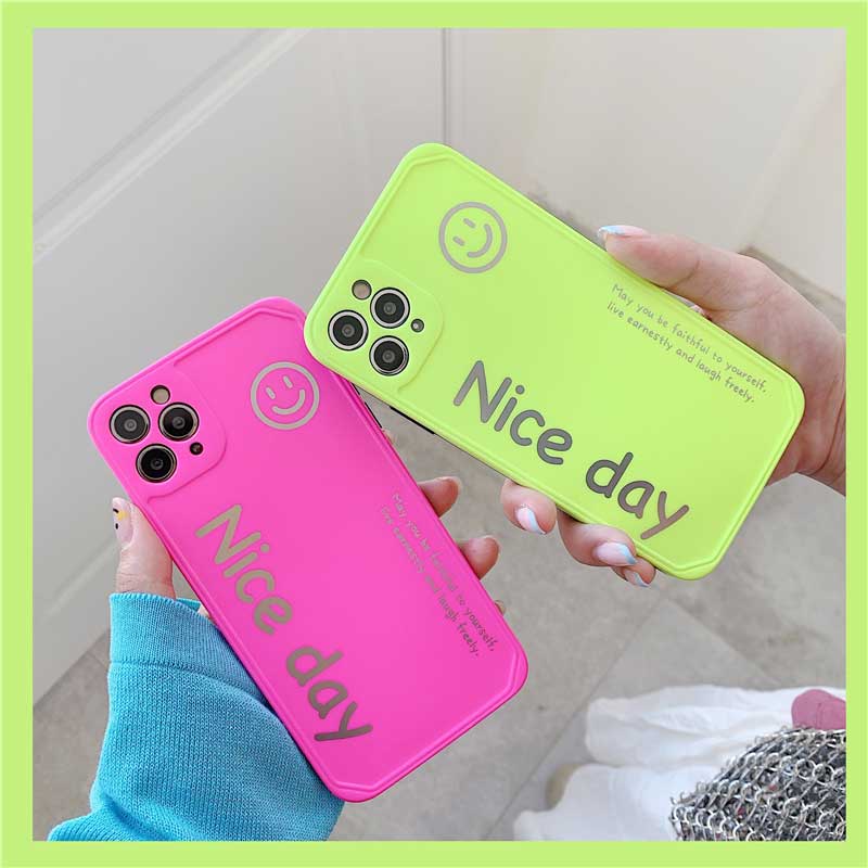 蛍光 おしゃれ かわいい 可愛い 目立つ 明るい スマイリー スマイル ニコ にこ ショッキング ピンク グリーン イエロー シンプル アイフォンケース シンプルなデザインにスマイルマークが可愛いスマホケース 11pro Case Iphonexr Iphonex Xs Max オープニング 大放出