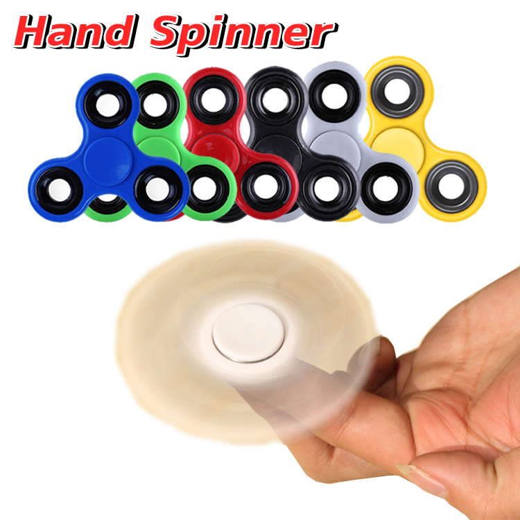 アメリカで人気の 指遊び 玩具 ハンドスピナー 長時間 集中力 コマ Hand spinner 大流行 人気おもちゃ スピン 三角 人気の指遊び 指のこま 独楽回し 指スピナー スピン フィンガースピナー 長時間 ウィジェット ヒュンヒュン 禁煙 おもちゃ 集中力を高める 子供 大人