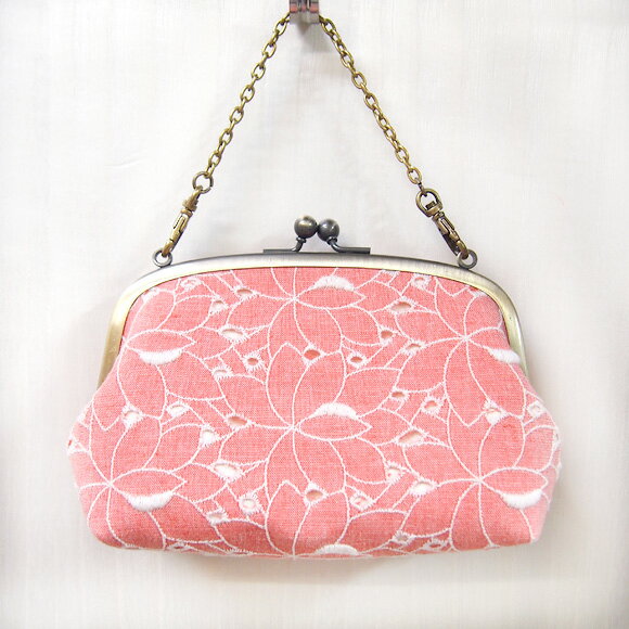 poussette（プセット） がまぐちバッグ5.5寸 マチ付き “Flower lace salmon pink －フラワーレース サーモンピンク－” [g55130001m] 京都のがま口作家・小川大介さんのガマグチ・がまぐちバッグ ポーチ ハンドメイド 手作り 日本製 国産 その1