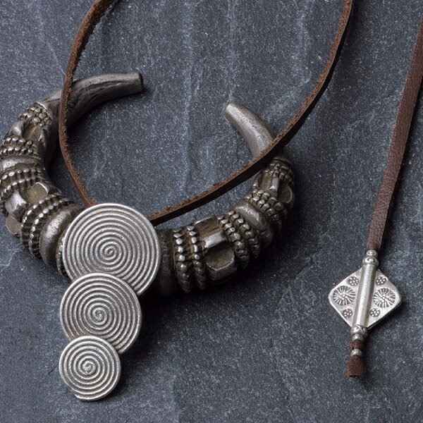 ����� ² ����С� �ӡ��� ��ɳ �ͥå��쥹 ��� ��ǥ����� �ե꡼������ 3Ϣ������ʸ�ͥڥ����� SV950