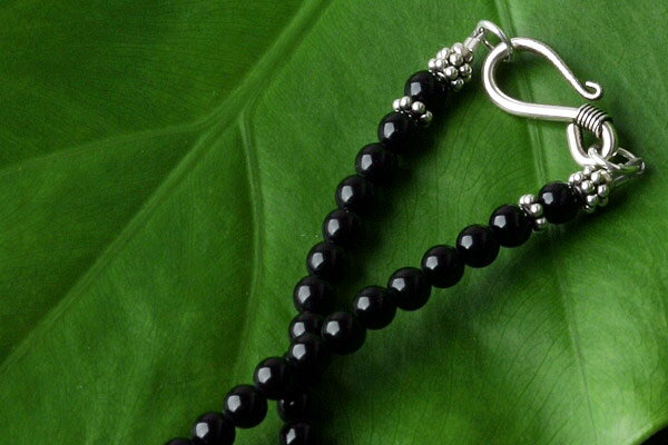 ����� ² ����С� �����ε��� ���˥��� �ӡ��� �ͥå��쥹 ��� ��ǥ����� ����ڥ����� ����� SV950