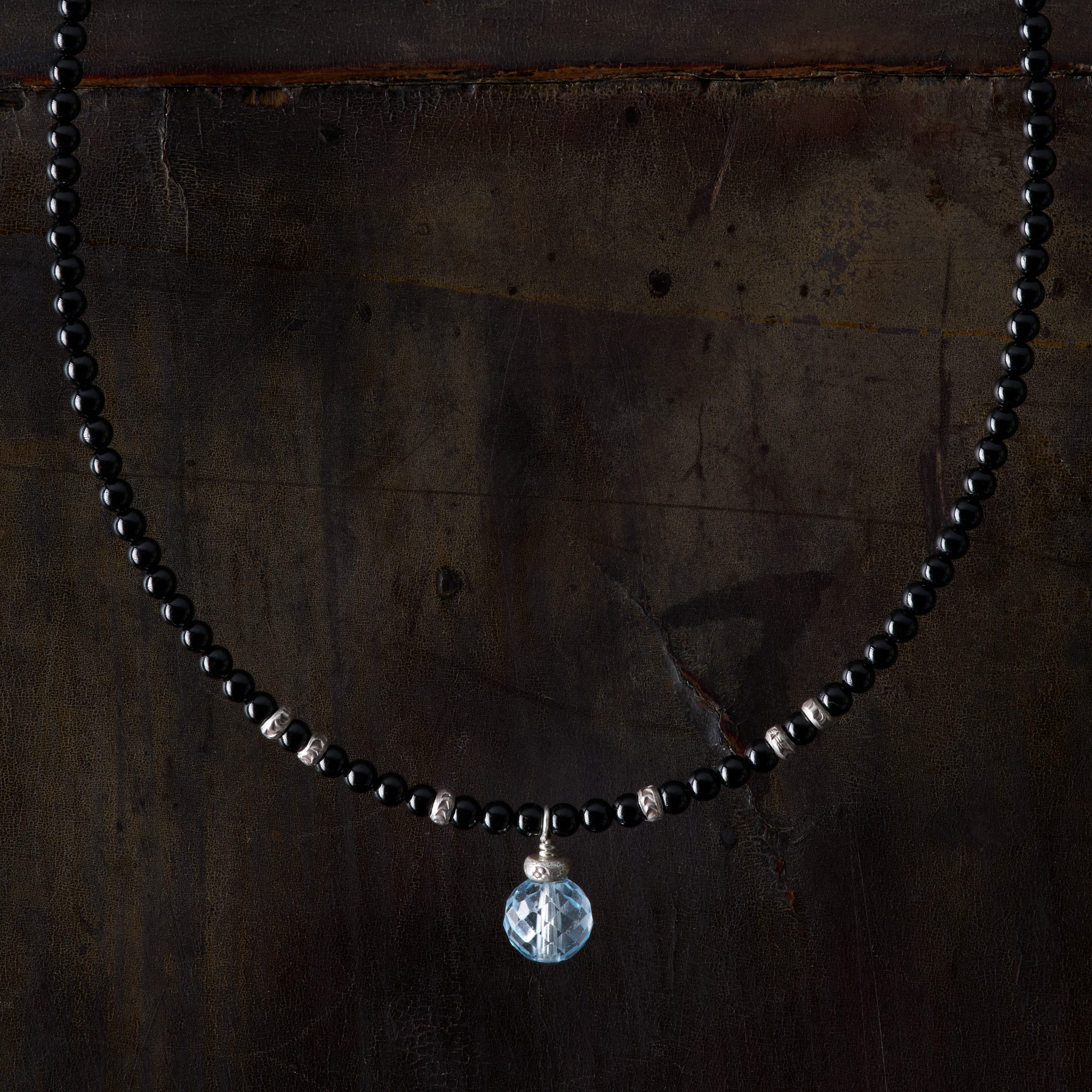 カレン 族 シルバー 清流のしずく 一粒 ブルートパーズ 漆黒の輝き オニキス ビーズ ネックレス メンズ レディース 魔除け SV950