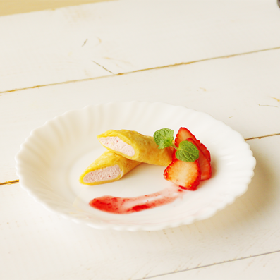 【冷凍】 30134 なめらかソフトクレープ ( イチゴ )（26g×20個） 林兼産業【3980円以上送料無料】 その1