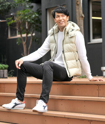 40代 50代向けのファッション メンズ コーディネートスナップ ミドル世代の男性が楽しめる22 23秋冬新作の最新の着こなし 40代 50代向けのファッション メンズ コーディネートスナップ ミドル世代の男性が楽しめる22 23秋冬新作の最新の着こなし