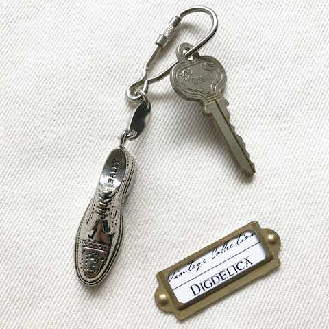 ソフトオイルレザー カード24枚収納財布 ブラック TA40-01 財布(代引不可)【送料無料】
