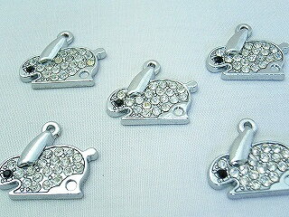 乐天商城 - ビーズクラブ チャーム うさぎ 黒 10個セット 25mm チャーム キーホルダー ネックレス 飾り ピアス