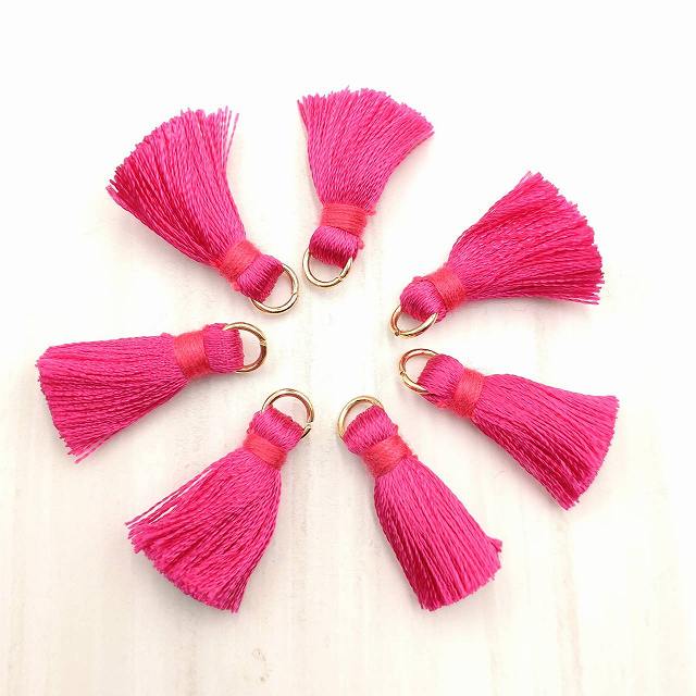 ビーズクラブ タッセル ピンク No.7 金 22mm 7個