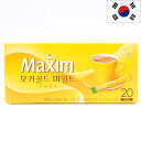 商品詳細 ◆品名 東西食品 Maxim マキシム モカゴールドコーヒー 240g(12g×20袋入） ◆詳細 韓国で定番のインスタントコーヒーミックス、人気のモカゴールド！ スティックタイプのミックスコーヒー。 甘さがありながらも後味はすっきり、ラテっぽい風味のコーヒーです。 コーヒーとクリーム、砂糖の顆粒が入っていて甘みがあります。 ◆製造国 韓国 ◆味の感想 ・クリーミーなとろみある質感で、バニラのような甘みが口に広がります。 ・優しいコーヒーの苦味もあって、くどさを無くして飲みやすくなっています。 ・初めて韓国旅行に行ったときに飲んだ思い出の味です。ドラマに出てくる頻度高いので、観ながら飲むとまた格別です。 ・砂糖やミルクをたっぷり入れて飲みたいひとにピッタリ！甘い余韻が続くので、ゆっくり飲みたいコーヒーです。 ・コーヒー粉と砂糖を配合した「コーヒーミックス」。個包装のスティックタイプとなっています。 ◆内容量 1箱240g(12g×20袋入） ◆商品サイズ 約85×180×70mm ◆アレルゲン 乳 ◆賞味期限 製造から12ヶ月 ◆ご注意 * 商品には国内法により日本語の「輸入シール」が貼付されています。（一部の雑貨品を除く） * お客様のモニターの設定により実物の色味と異なって見える可能性がございます。 * メーカー提供サイズ、または実寸サイズを計測しておりますが素材等により個体差がございます。