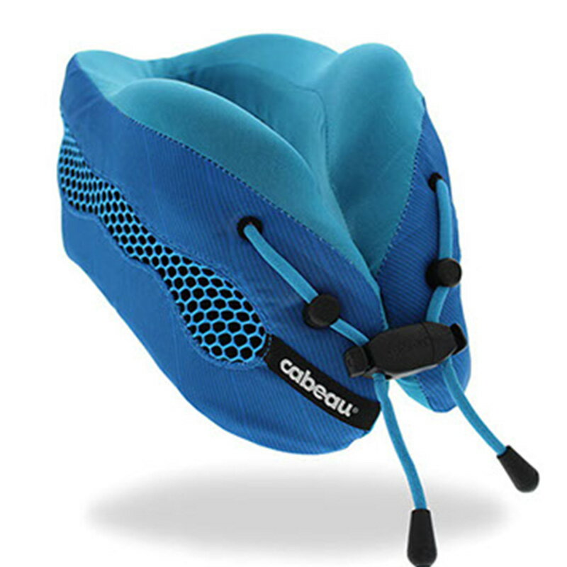 快適グッズ・旅行小物 Cabeau Evolution Cool Neck Pillow Blue Amazon.com: Evolution Cool Travel Neck Pillow by Cabeau
