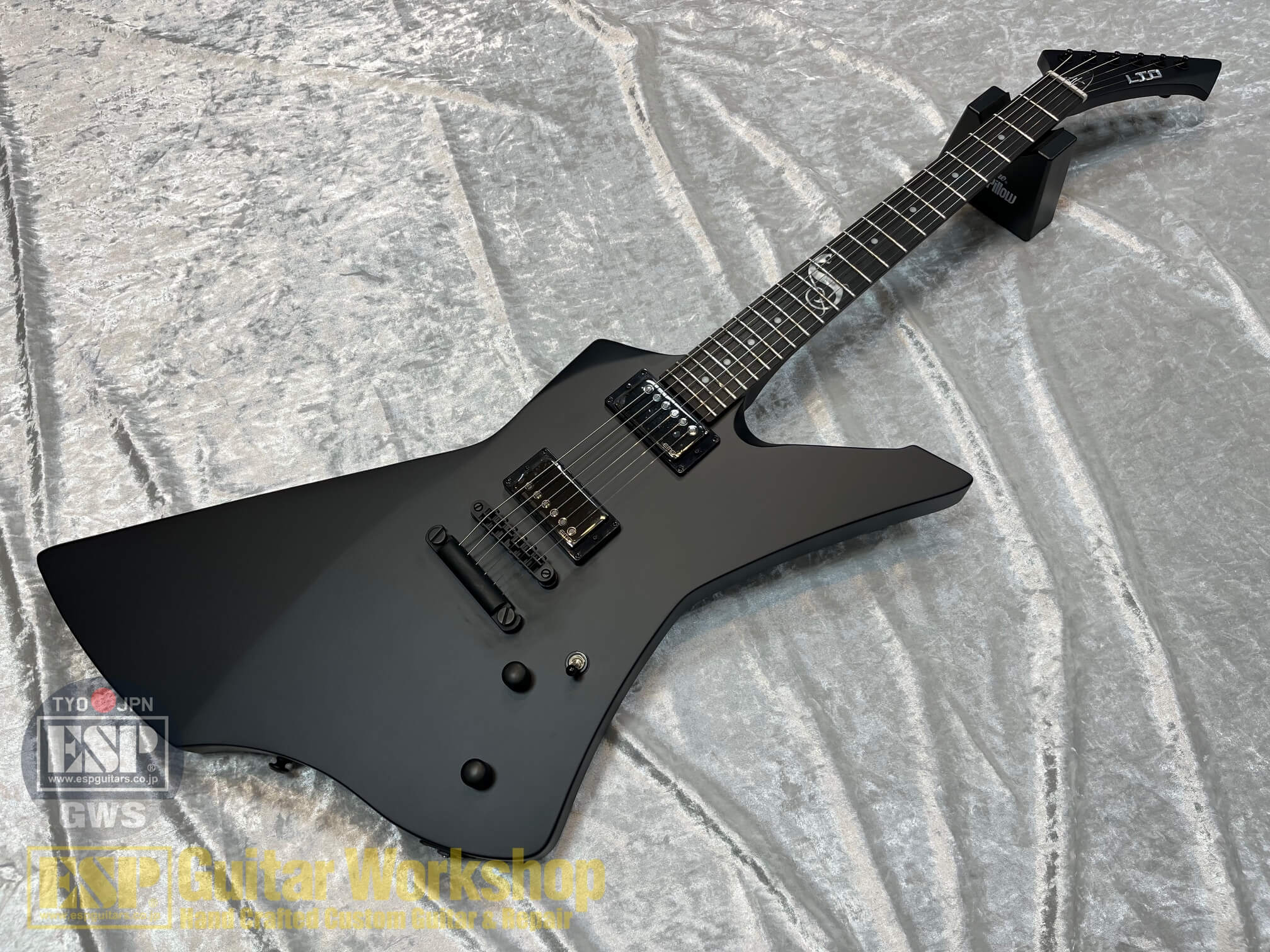 【即納可能】LTD SNAKEBYTE / Black Satin 【ESP直営店】[ESP Guitar Workshopより発送]