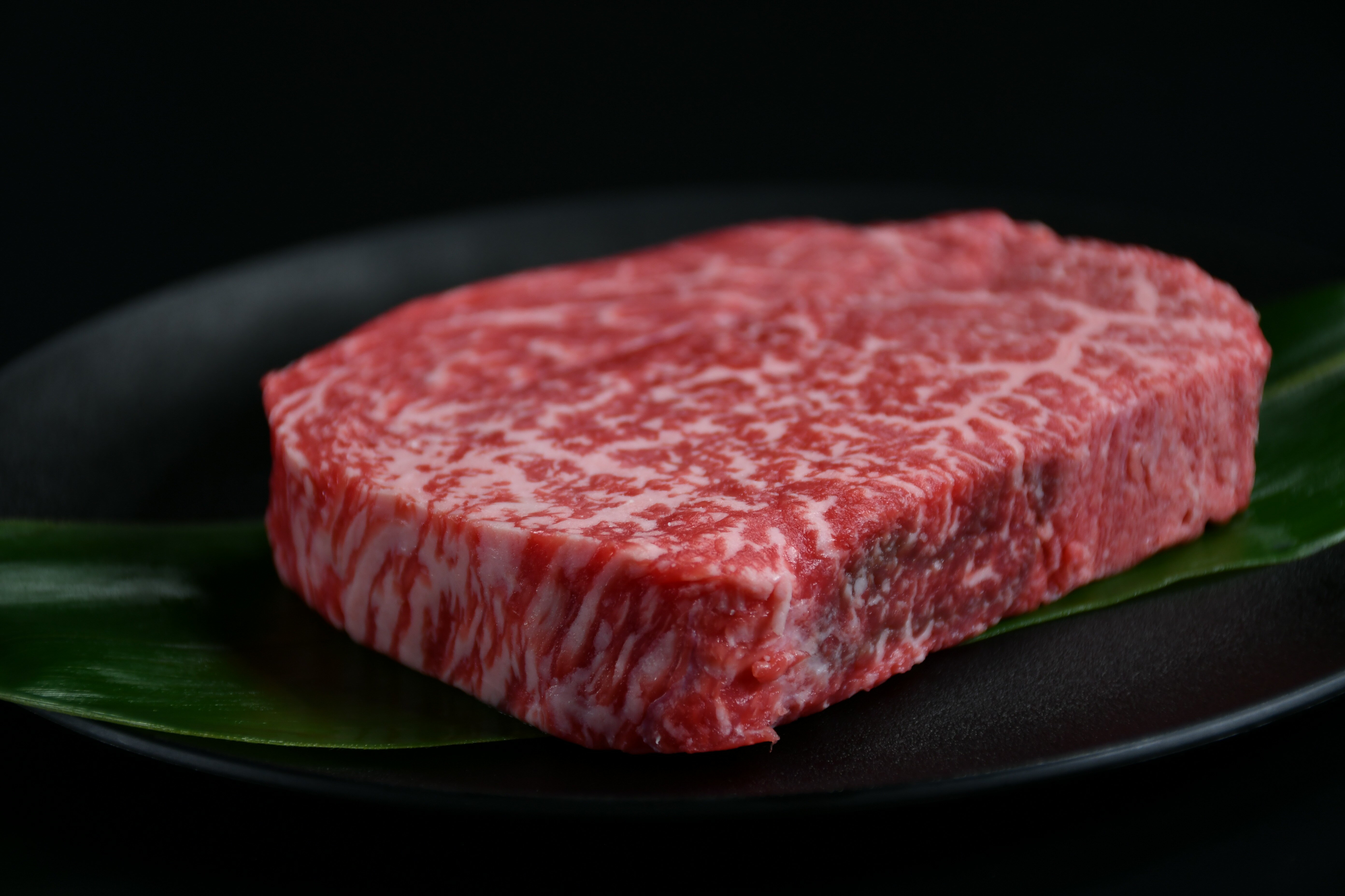 【ふるさと納税】＜定期便も可！＞ A5仙台牛 モモステーキ 300g～1.8kg 選べる容量 登米市産 牛肉 和牛 焼肉 お肉 にく ステーキ 宮城県産 国産 贈答用 小分け 頒布会【杜の都のお肉屋さん むらかみ商店】tm672・tm673・tm674・tm690・tm691