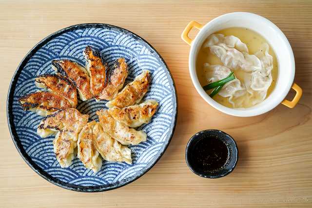 【ふるさと納税】淡路島玉ねぎ餃子20個入り×3