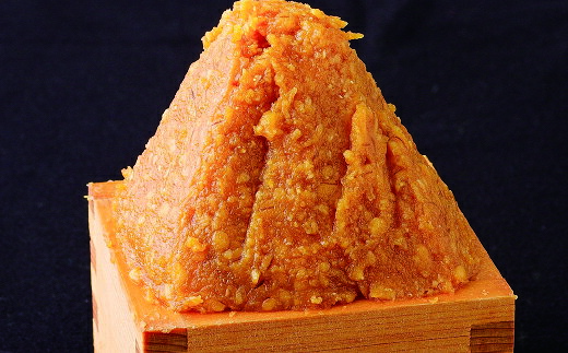 【ふるさと納税】天然醸造合わせ味噌杉樽入2kg 常温 f422029-sasebo-10005028 長崎県佐世保市 サンプル画像2