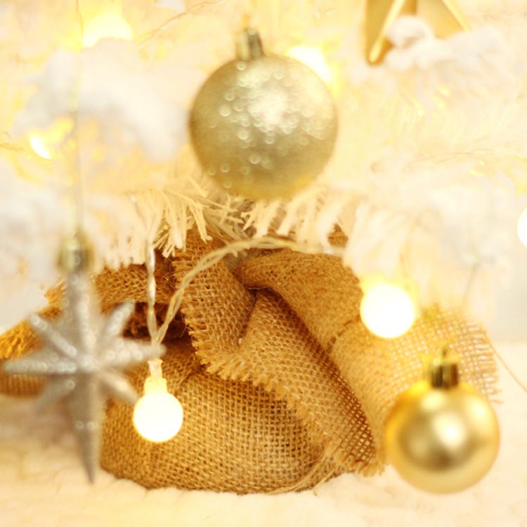 クリスマスツリー 50cm 飾り クリスマス飾り 雪付きクリスマスツリー オーナメント 置き物 LED付き 雪化粧 LEDイルミネーション コンパクト 暖かい 北欧 かわいい 部屋 商店 おもちゃ プレゼント ギフト 送料無料 卓上 3