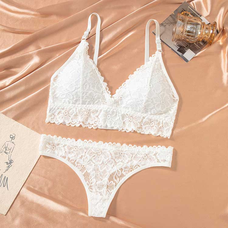 上下セット ショーツ ノンワイヤーブラ ナイトブラ 三角ブラ ブラレット 可愛い 締め付けない 楽なブラジャー ブラジャー 下着 昼夜兼用 セット 無地 Tパック セクシー パット付き 24時間 リラックス 【2セット】 レース 20代 30代