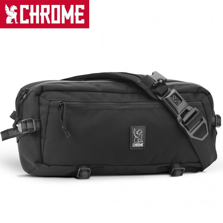 CHROME クローム KADET SLING BAG（カデット） BLACKはミニマルな荷物の持ち運びに最適な最新の全天候型アーバンベルトパック 軽量な1,050デニールナイロンバージョンCHROMEのアイコンであるバックルCHROMEアクセサリーを装着可能なベルクロを搭載したストラップ