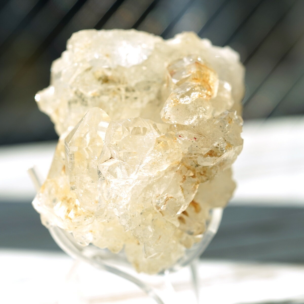 ヒマラヤ水晶 ゴールドルチル入り クラスター （Kullu Parvati Valley / クル・パールヴァティ渓谷） 原石 No.No.24 [ 画像現物・一点物 ] [ 画像現物・一点物 ] パワーストーン 天然石 FORESTBLUE フォレストブルー【4718】