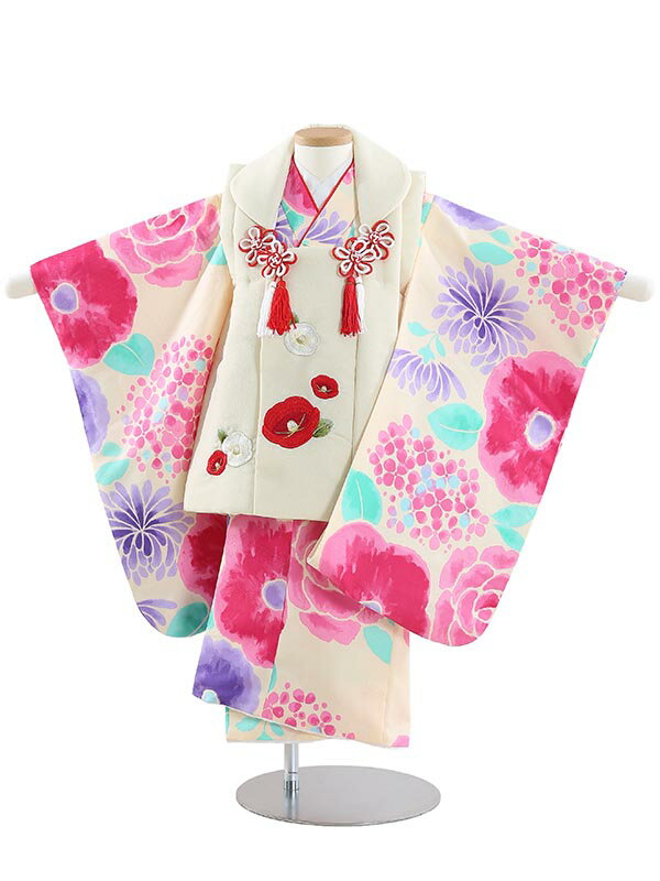 お買い物前にお読みください。 当商品はレンタル商品です。 レンタル期間は3泊4日となります。 ご利用日の2日前までにお手元に届くよう発送。ご返却はご利用日の翌日までに、お届けした着払い伝票にてご発送ください。 レンタル状況によりレンタル不可となる場合がございます。ご注文が成立されても、時間差でご注文が重複する場合がございますので、当店よりの「ご注文商品確保」のメールが届くまでは正式にレンタル確定とはなりませんので、ご注意ください。 PC版でのみレンタル状況、ご利用規約がご確認いただけます。 詳しくは「ご利用ガイド」にてご確認ください。 七五三着物レンタル 「3歳女の子七五三着物フルセット」 [子供着物][女児][七五三][90cm/95cm/100cm][結婚式][レンタル着物][753][3才][3才][貸衣装 着物][被布コート][被布]七五三 レンタル・3歳女児　フルセット【往復送料無料】 商品画像のお色は、お使いのモニターによって多少異なって見える場合がございます。ご了承くださいませ。 商品仕様 【七五三 レンタル】3歳女児 ■素材:合成繊維 ■身丈：77cm 袖丈：57cm 裄：41cm ■対応身長：90cm-100cm ■レンタル期間は3泊4日です。基本的にご利用日の2日前にお届けします。 【セット内容】 着物・被布コート・袖なし襦袢・草履・足袋・巾着・腰紐2本・頭飾り ■セット内容の写真は見本となります。 巾着・草履・頭飾りはそれぞれの商品により異なります。 レンタル衣装ご予約状況カレンダー ○・・・レンタル可能&nbsp;&nbsp;&nbsp;&nbsp;&nbsp;&nbsp; ×・・・レンタル不可 【ご予約状況は下記のご希望サイズをクリックしてご確認ください。】 3歳女児【0APB334】 ※当店のレンタル商品は、年間を通しレンタル対応していることから、「レンタル不可」の場合でもご注文できるシステムとなっております。当店からの「商品確保」のメールが届くまでは正式にレンタル確約ではございませんので、ご注意ください。 こちらの商品は「北陸配送センター」より発送いたします