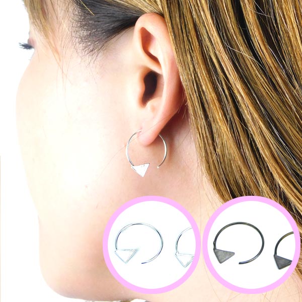 Rakuten - 送料無料 矢印 銀 シルバー ブラック ピアス イヤリング レディース ピアス ゴールド 両耳用