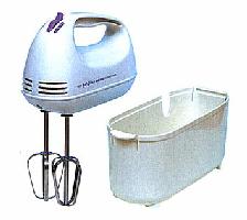 お菓子作りの決定版！ハンドミキサーHM-400