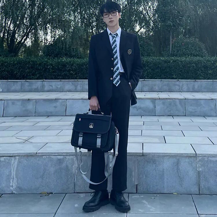 卒業式 長袖 上下セット 学生服 ブレザー 制服 スクール制服 スーツジャケット フォーマル 男子高校生 入学式 学生服 学生服 男子中学生 大きいサイズ 男の子スーツ スクール 文化祭 入学式 卒業式 高校生 入学 4点セット！男子高生
