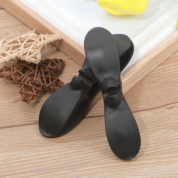 整頓 コード ケーブルクリップ コード整理 巻き取り まとめる 巻き付け式 【12個入り】 両面テープ ケーブルホルダー コードリール 配線隠し 粘着式 充電ケーブル シリコン製 コード 車載用 コンセント 収納 キッチン家電