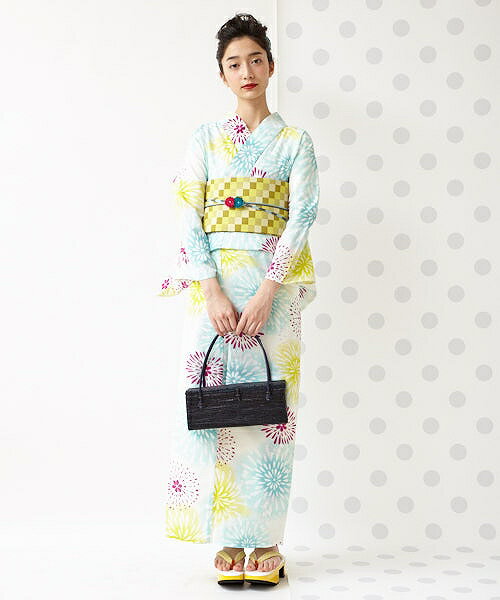 【SALE40%オフ】公式 ふりふ 単品 浴衣「ぼかし花火」浴衣 ふりふオリジナル 浴衣 ゆかた レディース 女性 総柄 和柄 和風 花火 レトロ モダン かわいい きれい お洒落 華やか シンプル 大人 しっとり 20代 30代 40代 大人 粋 ギフト プレゼント 実用的