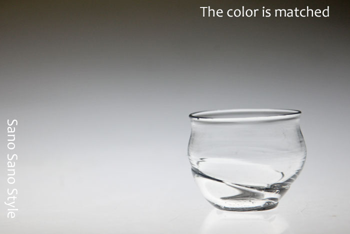 商品説明商品説明 富山県富山市で制作しているガラス作家　佐野猛さ ん。 ふっくらとした形がアクセントのふくらみシリーズです。 遊び心があり、気持ちがやさしくなります。日本酒をお いしくさせるお道具のぐい呑みです。 お酒が好きなお父さんに感謝...