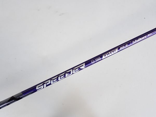商品説明 ◎メーカー：フジクラ◎商品名：キャロウェイ スリーブ付 ◎シャフト：SPEEDER NX VIOLET 正規品 ◆状態ランクは当店独自の基準に基づいた評価でございますため、ご参考までにご覧ください。 ◆掲載画像・内容以外にもキズ・汚れ等がある場合がございます。 ◆神経質な方のご入札はご遠慮願います。 ◆複数モールでも販売しておりますので注文後キャンセルする場合ございます。 ◆新品、中古とも保証書は付属しておりません。 ●上記内容と詳細事項をよくご確認の上、ご購入お願いします。