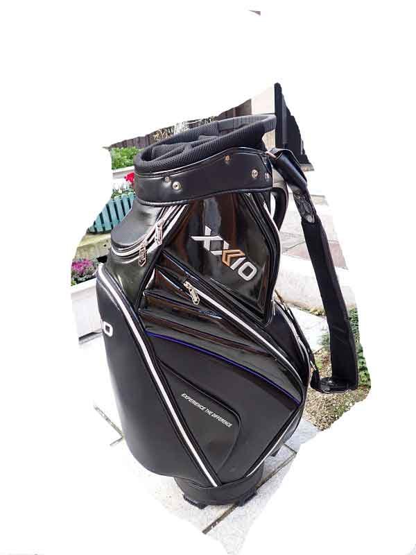 ✴︎未使用✴︎CUARTO UNITED スタンド式ゴルフバッグ ゴルフ練習場などに】ステンレス製バッグスタンド4本立て☆業務用