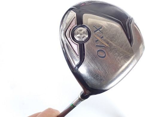 商品説明 ◎メーカー ：ダンロップ◎商品名 ：2012 XXIO7 ゼクシオ7 ◎シャフト ：MP700◎フレックス：L ◎総重量：262g◎ヘッドカバー：画像のものになります。(写っていない場合付属しておりません)◎ランク：ソール　BC　　クラウン　BC　　フェイス　B　　グリップ　BN/新品・未使用　A/全体的にきれい　B/普通の中古品　C/キズが目立つ中古品 ◆状態ランクは当店独自の基準に基づいた評価でございますため、ご参考までにご覧ください。 ◆掲載画像・内容以外にもキズ・汚れ等がある場合がございます。 ◆神経質な方のご入札はご遠慮願います。 ◆複数モールでも販売しておりますので注文後キャンセルする場合ございます。 ◆新品、中古とも保証書は付属しておりません。 ●上記内容と詳細事項をよくご確認の上、ご購入お願いします。