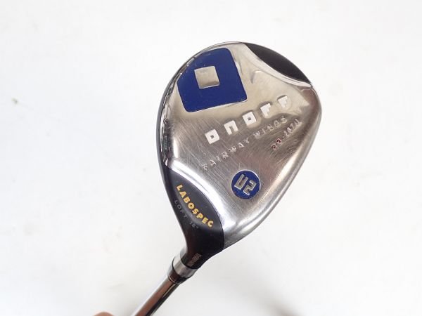 商品説明 ◎メーカー ：ダイワ◎商品名 ：ONOFF FAIRWAY WINGS LABOSPEC RB-247U ◎シャフト ：NS850◎フレックス：R ◎総重量：365g◎バランス：D1◎長さ：40.5インチ◎ヘッドカバー：画像のものになります。(写っていない場合付属しておりません)◎ランク：ソール　BC　　クラウン　BC　　フェイス　BC　　グリップ　BN/新品・未使用　A/全体的にきれい　B/普通の中古品　C/キズが目立つ中古品 ◆状態ランクは当店独自の基準に基づいた評価でございますため、ご参考までにご覧ください。 ◆掲載画像・内容以外にもキズ・汚れ等がある場合がございます。 ◆神経質な方のご入札はご遠慮願います。 ◆複数モールでも販売しておりますので注文後キャンセルする場合ございます。 ◆新品、中古とも保証書は付属しておりません。 ●上記内容と詳細事項をよくご確認の上、ご購入お願いします。