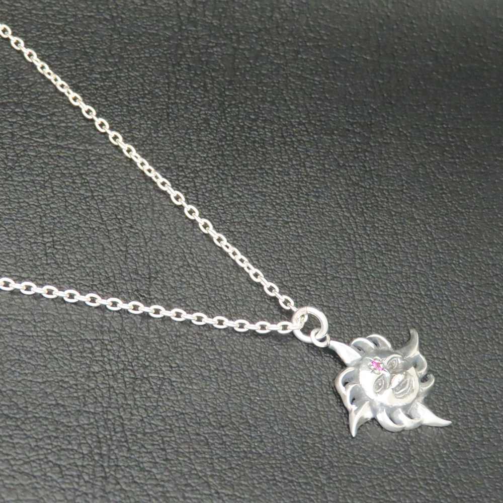 太陽ネックレス シルバー925 【刻印無料】 太陽 サン ネックレス ペンダント シルバーアクセサリー 選べる 天然石 誕生石 メンズ ユニセックス レディース 彼氏 彼女ハンドメイド 彫金 ジュエリーボックス 箱 クリスマス 誕生日 プレゼント Grand Galleria グランドガレリア grand-galleria-10000171 Grand Galleria サンプル画像2